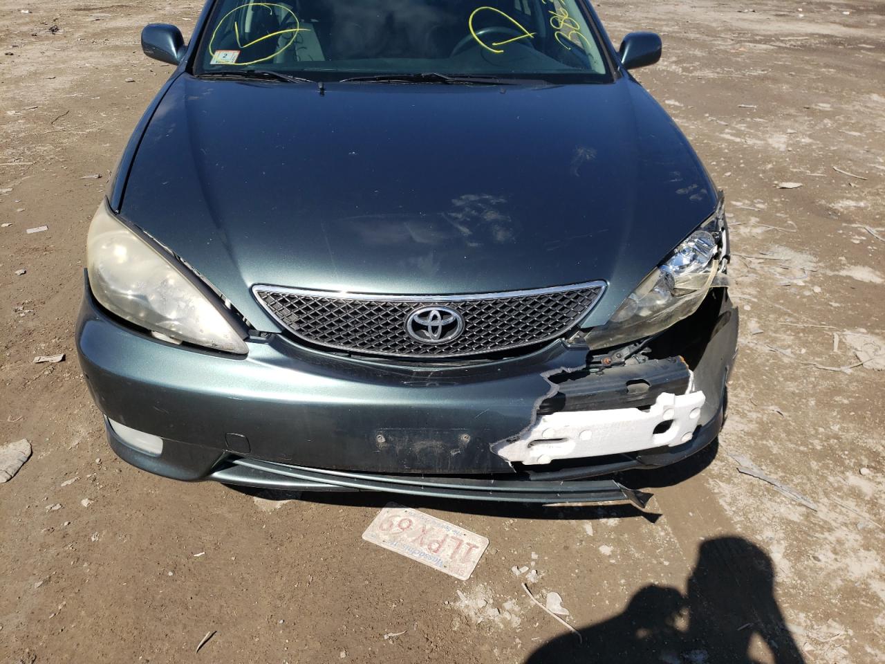 Photo 9 from auction – 2005 TOYOTA CAMRY SE with VIN JTDBA32K750025586