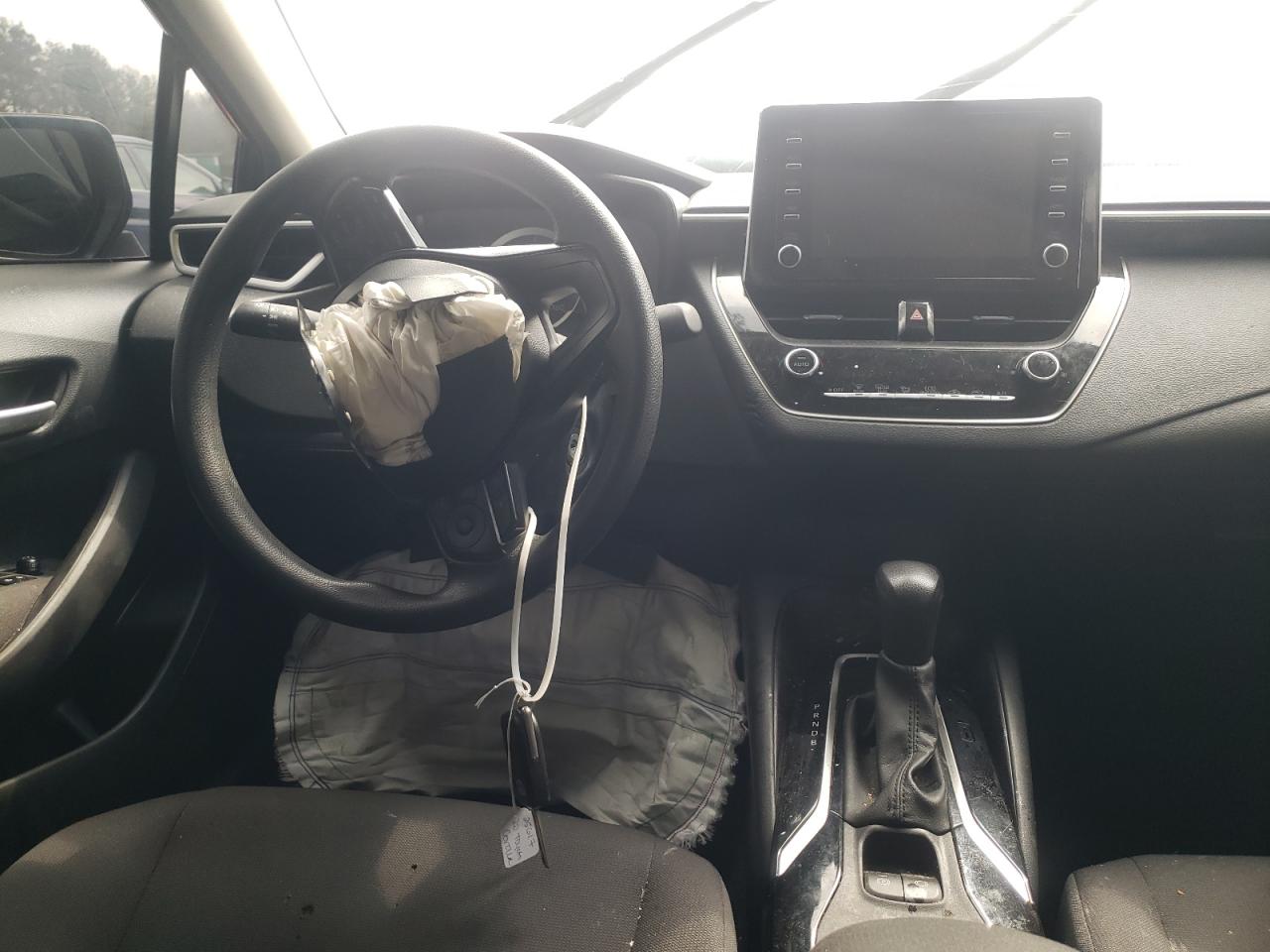 Photo 9 from auction – 2020 TOYOTA COROLLA LE with VIN 5YFEPRAE8LP083347