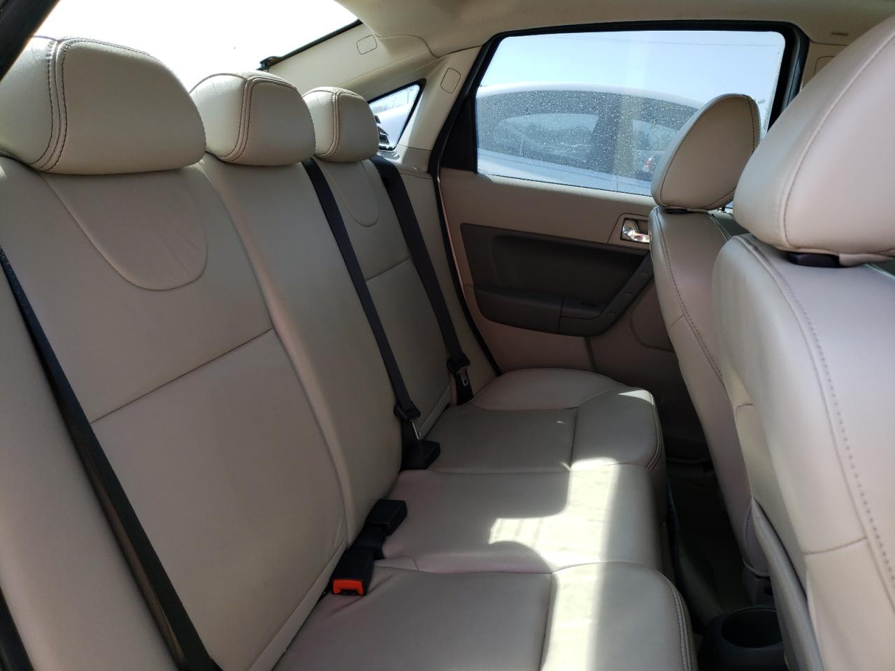 Photo 6 from auction – 2009 FORD FOCUS SEL with VIN 1FAHP37N59W267670