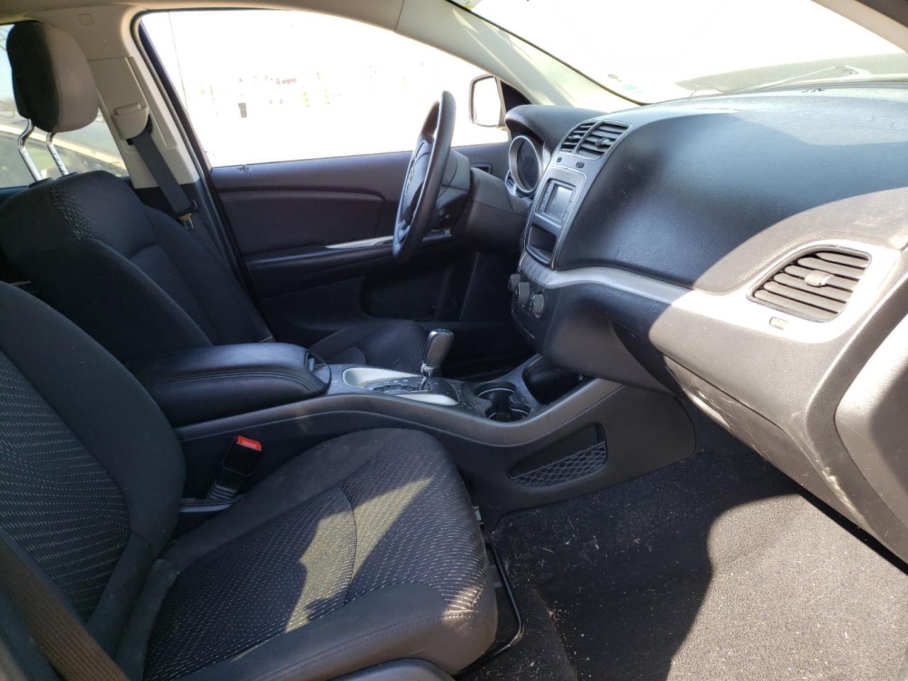 Photo 5 from auction – 2017 DODGE JOURNEY SE with VIN 3C4PDCAB9HT608277
