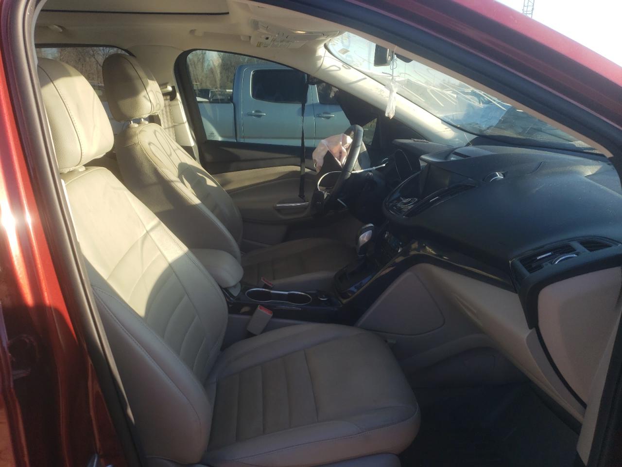 Photo 5 from auction – 2015 FORD ESCAPE TIT with VIN 1FMCU0J95FUB06262