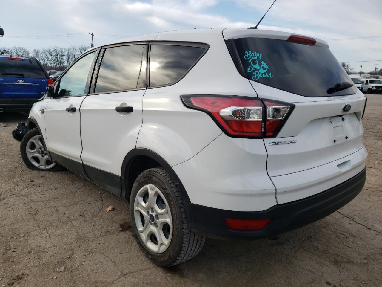 Photo 3 from auction – 2017 FORD ESCAPE S with VIN 1FMCU0F79HUB05822