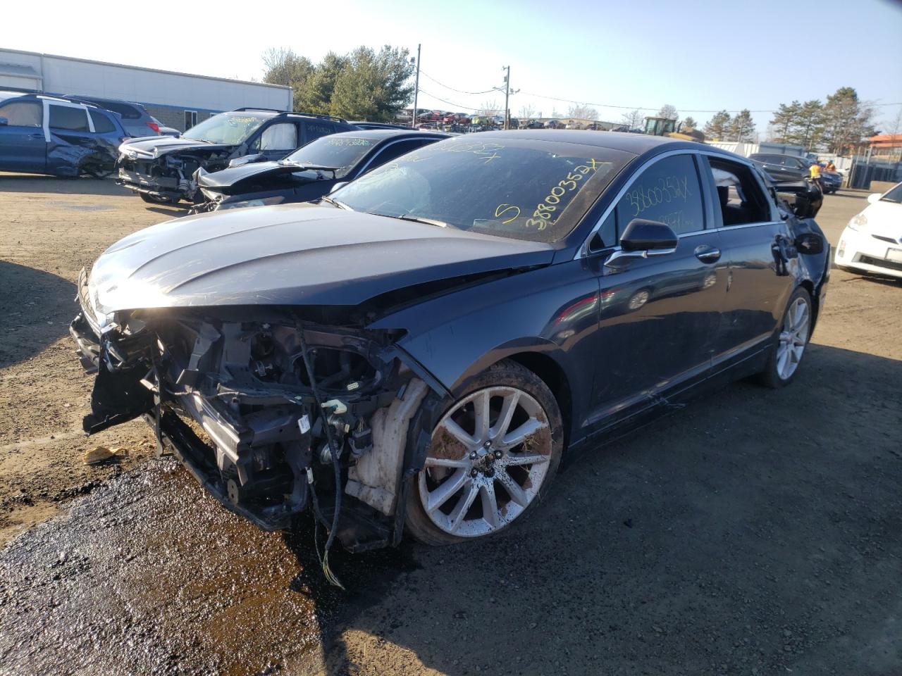 Photo 2 from auction – 2013 LINCOLN MKZ with VIN 3LN6L2J98DR822704