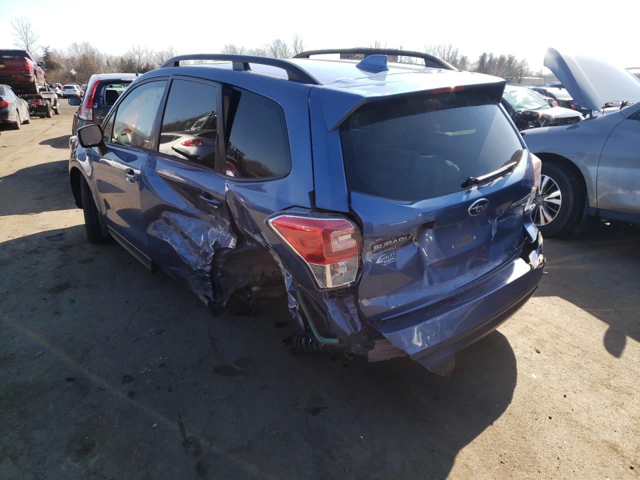 Photo 3 from auction – 2017 SUBARU FORESTER 2 with VIN JF2SJAEC2HH543203