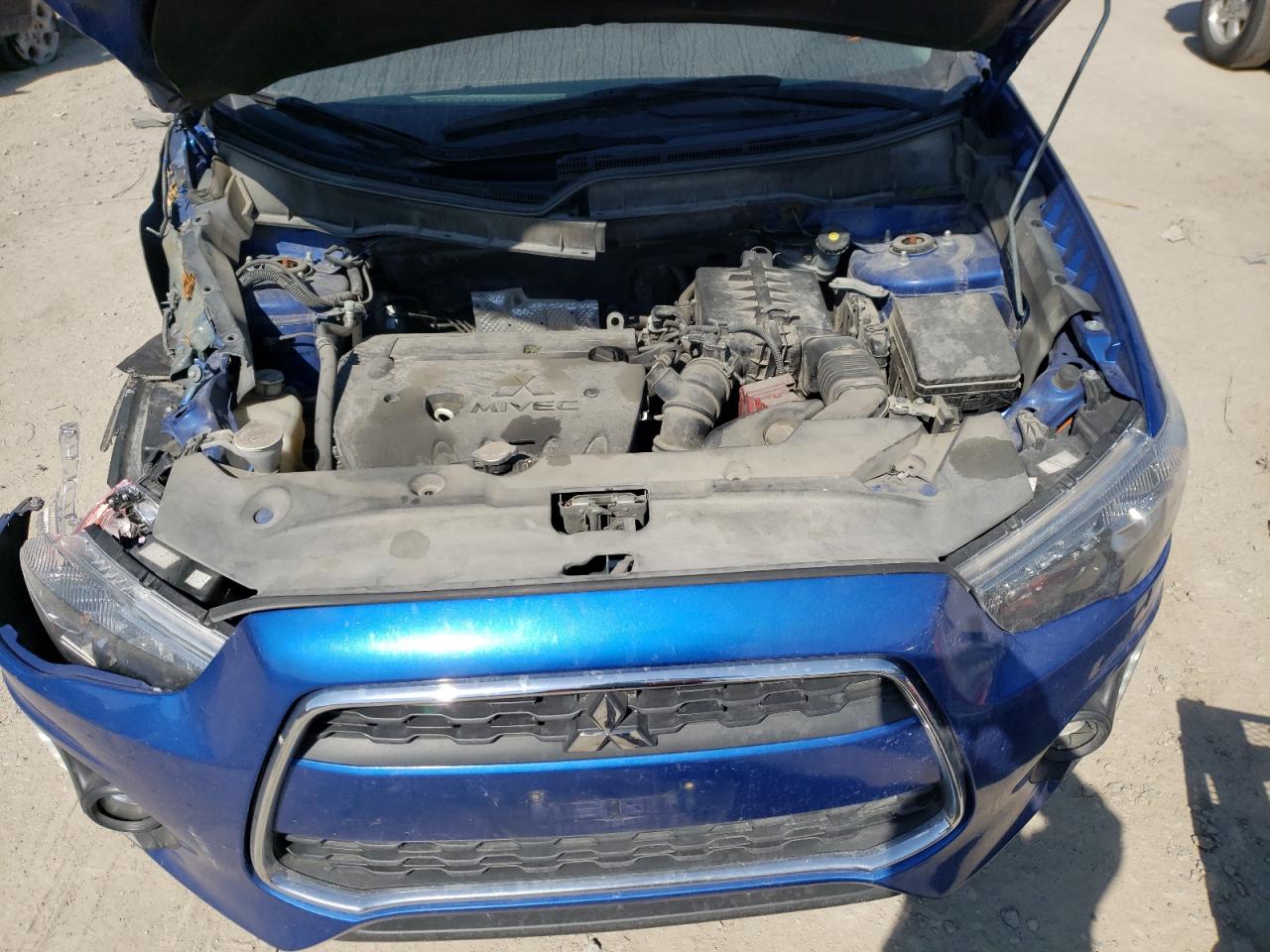 Photo 7 from auction – 2015 MITSUBISHI OUTLANDER with VIN 4A4AR4AU3FE039303