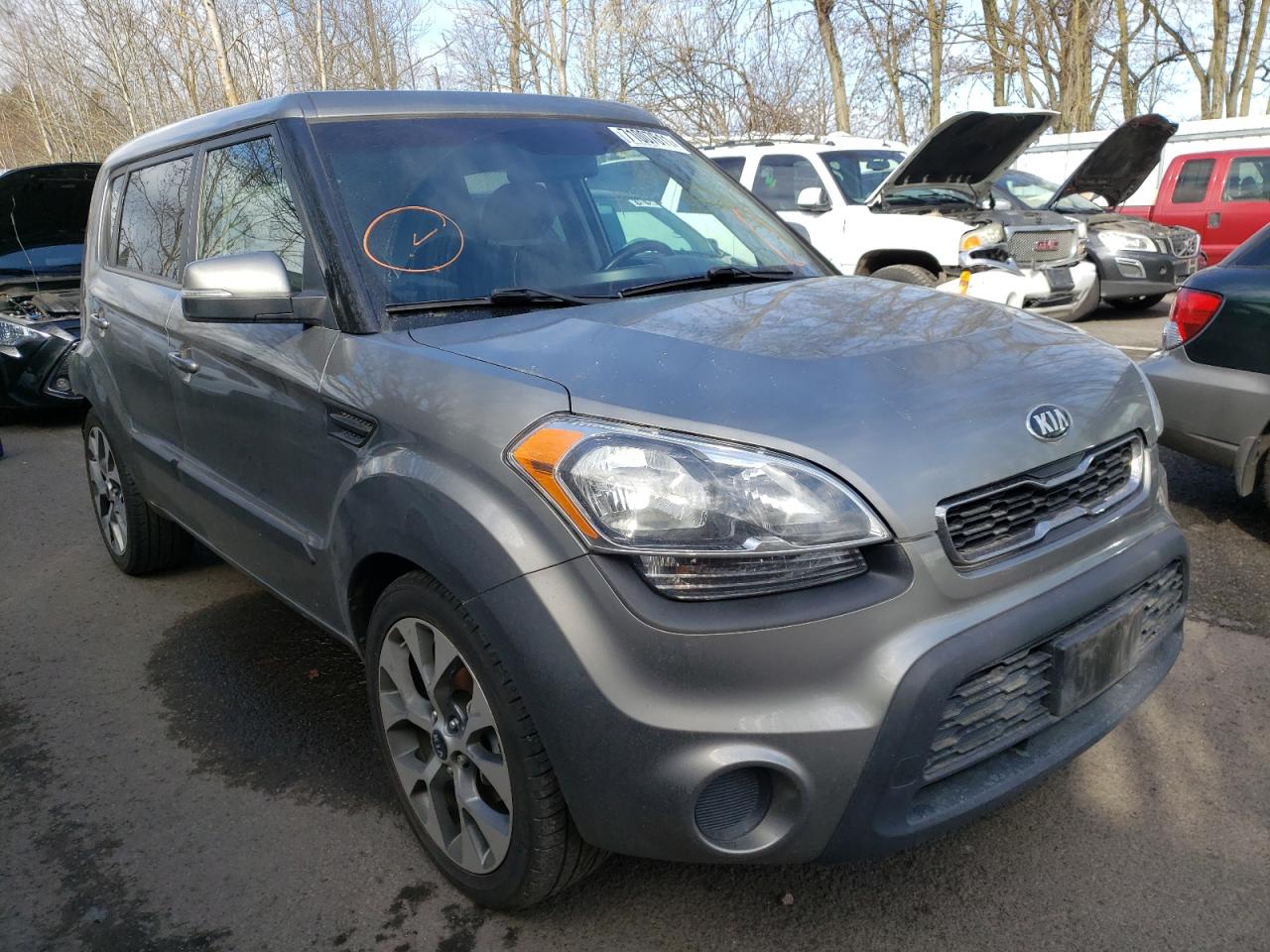 KIA SOUL + 2013 con VIN KNDJT2A61D7634098 - Foto de la subasta