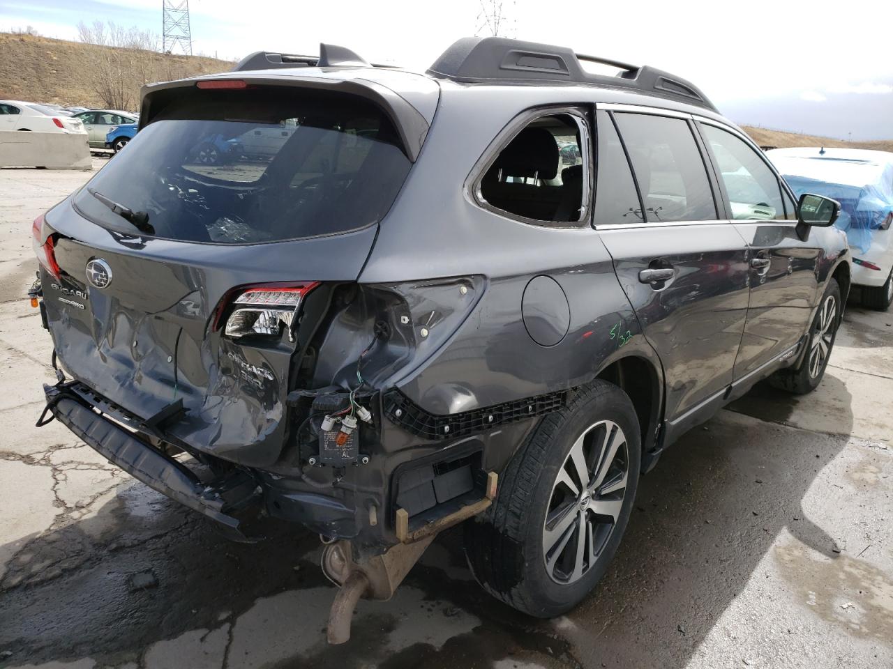 Photo 4 from auction – 2018 SUBARU OUTBACK 3. with VIN 4S4BSENC2J3289848