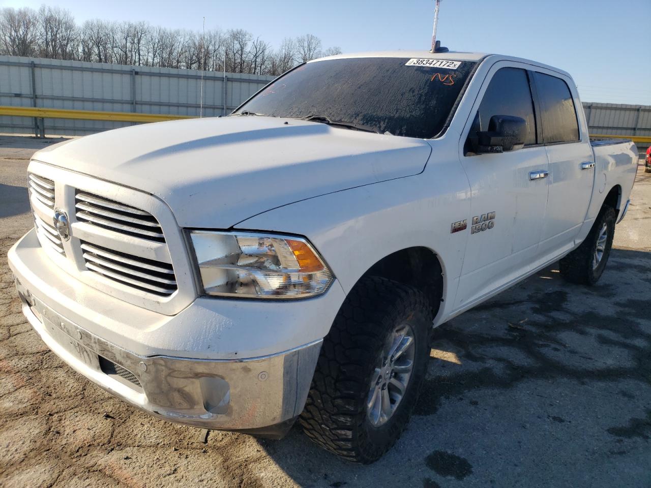 Photo 2 from auction – 2016 RAM 1500 SLT with VIN 3C6RR7LT1GG175088