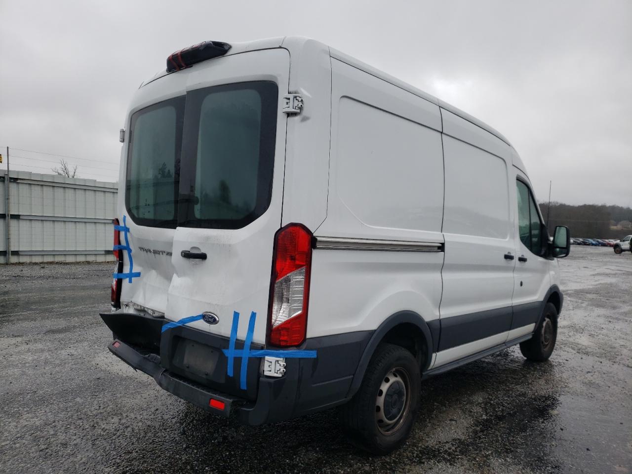 Photo 4 from auction – 2018 FORD TRANSIT T- with VIN 1FTYR1CM9JKB02853