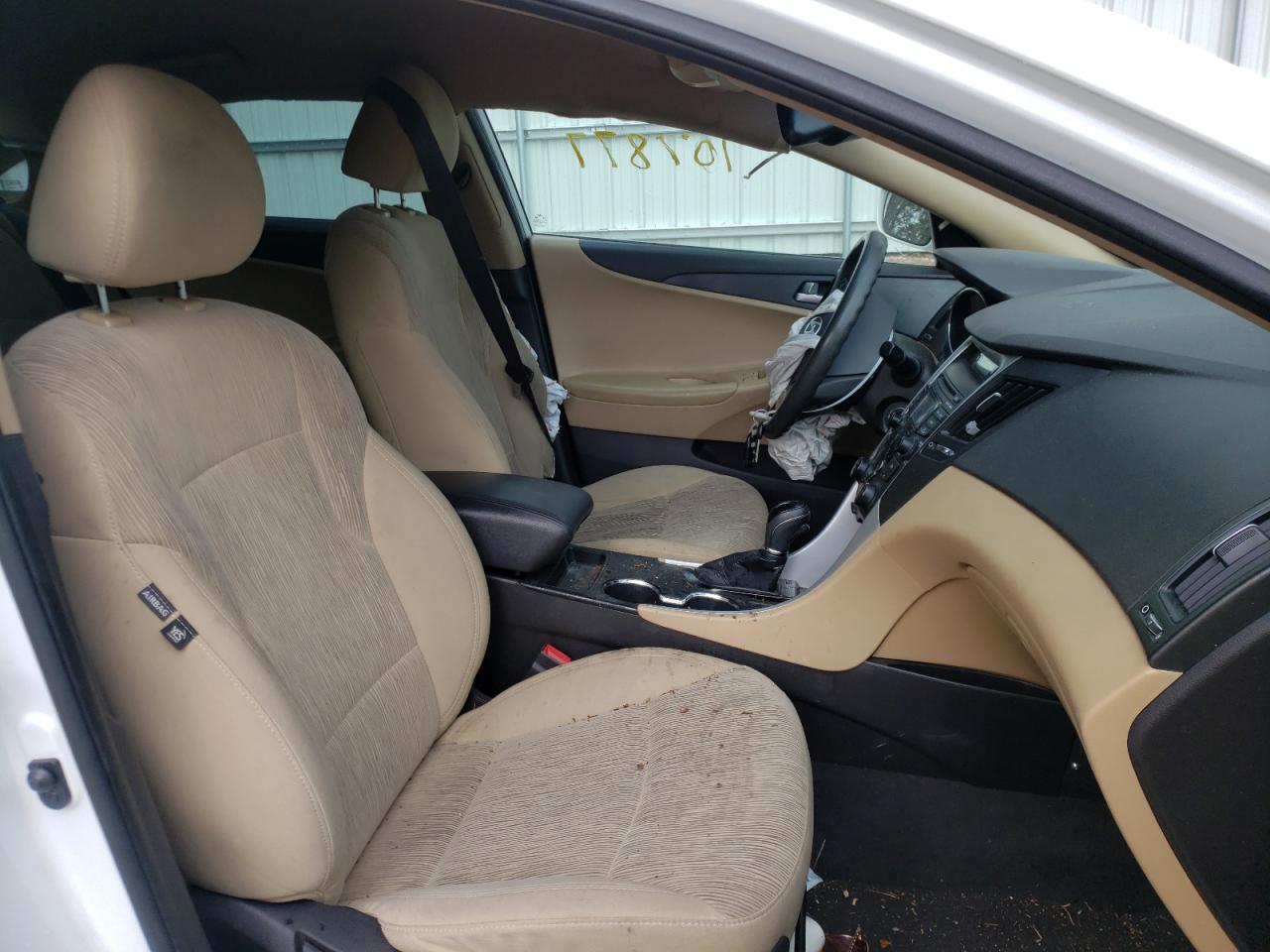 Фото 18 с аукциона – 2012 HYUNDAI SONATA GLS с VIN 5NPEB4AC1CH408384