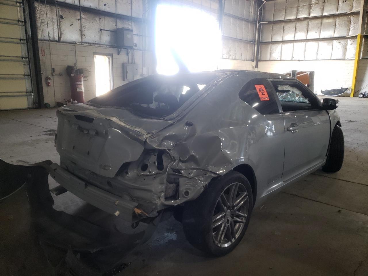 Photo 4 from auction – 2012 TOYOTA SCION TC with VIN JTKJF5C70C3037814