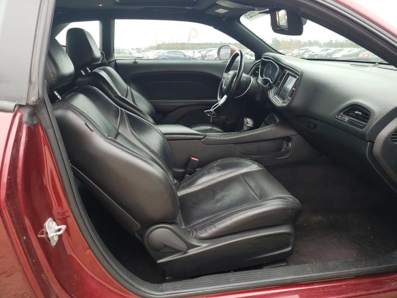 Photo 5 from auction – 2018 DODGE CHALLENGER with VIN 2C3CDZAG7JH259135