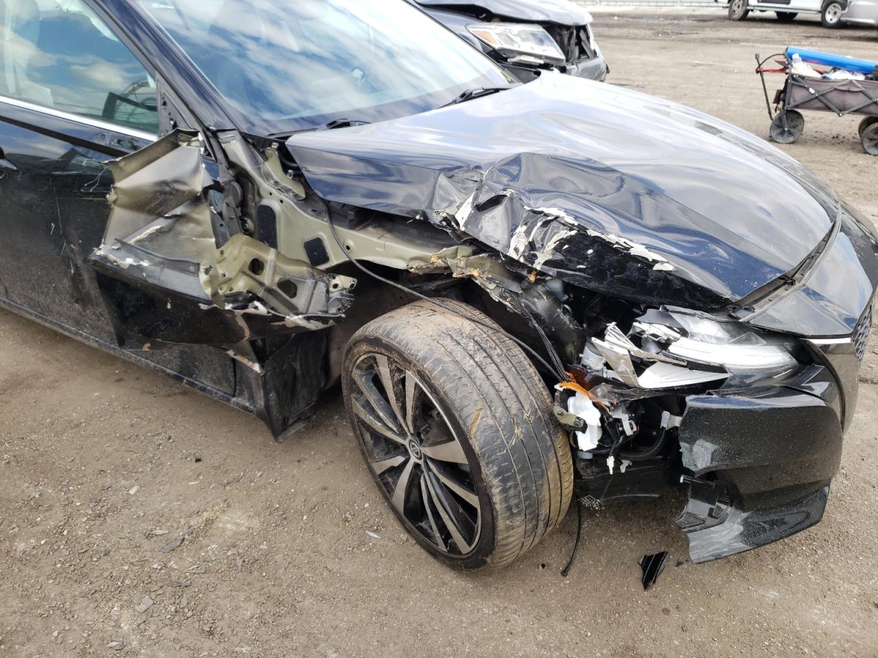 Photo 9 from auction – 2019 NISSAN ALTIMA SR with VIN 1N4BL4CV5KC123430