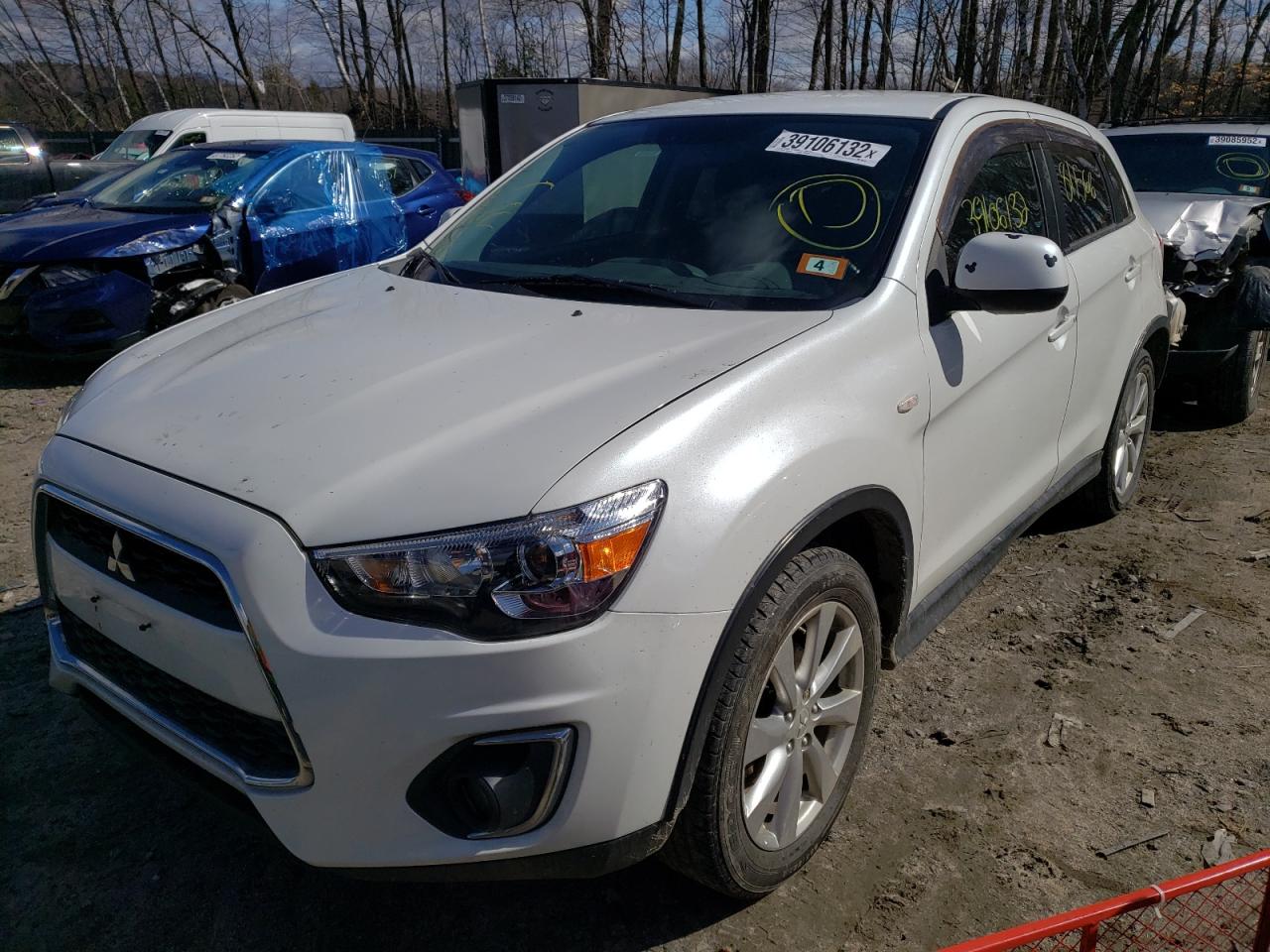 Photo 2 from auction – 2014 MITSUBISHI OUTLANDER with VIN 4A4AR4AU8EE025220