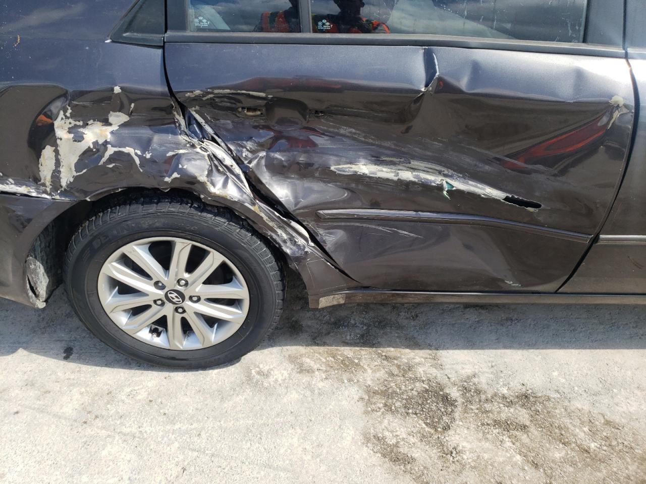 Photo 6 from auction – 2010 HYUNDAI SONATA GLS with VIN 5NPET4AC6AH587595