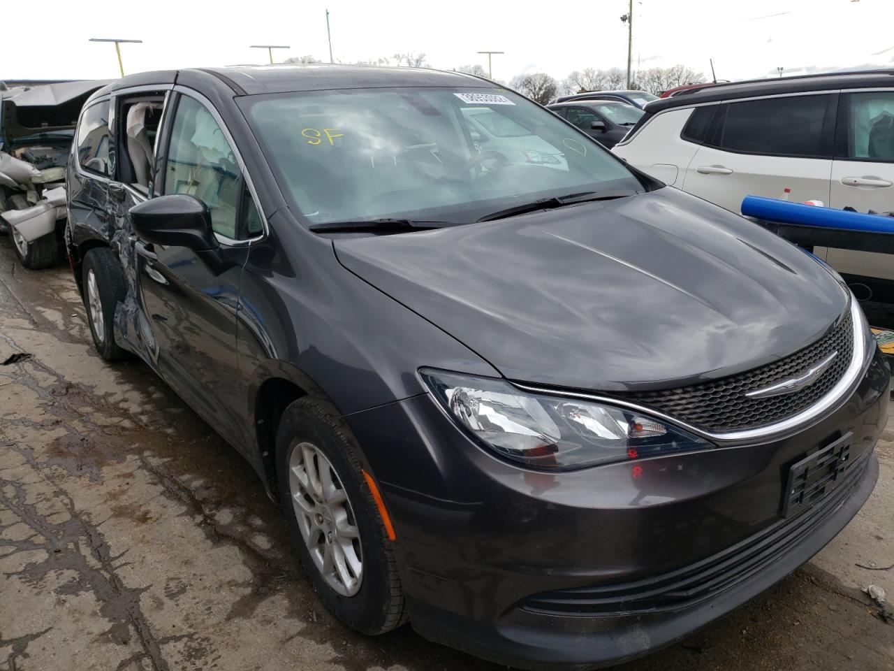 CHRYSLER PACIFICA L 2017 with VIN 2C4RC1CG5HR502923 - Photo from auction