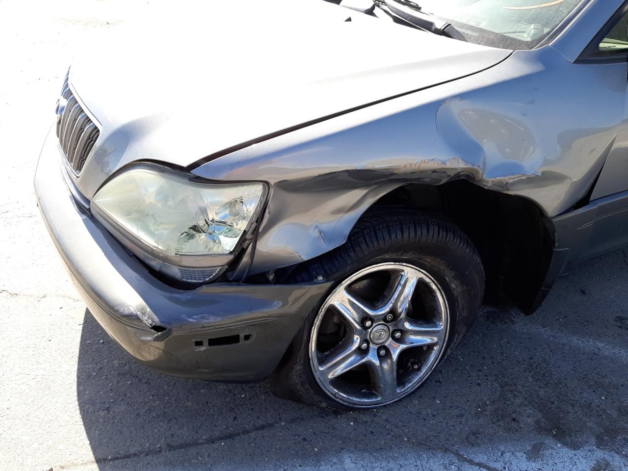 Photo 9 from auction – 2003 LEXUS RX 300 with VIN JTJHF10U230293492