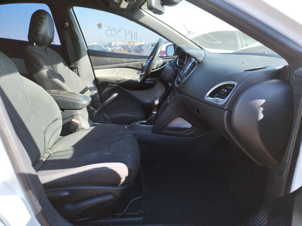 Photo 5 from auction – 2015 DODGE DART SXT with VIN 1C3CDFBB1FD141460