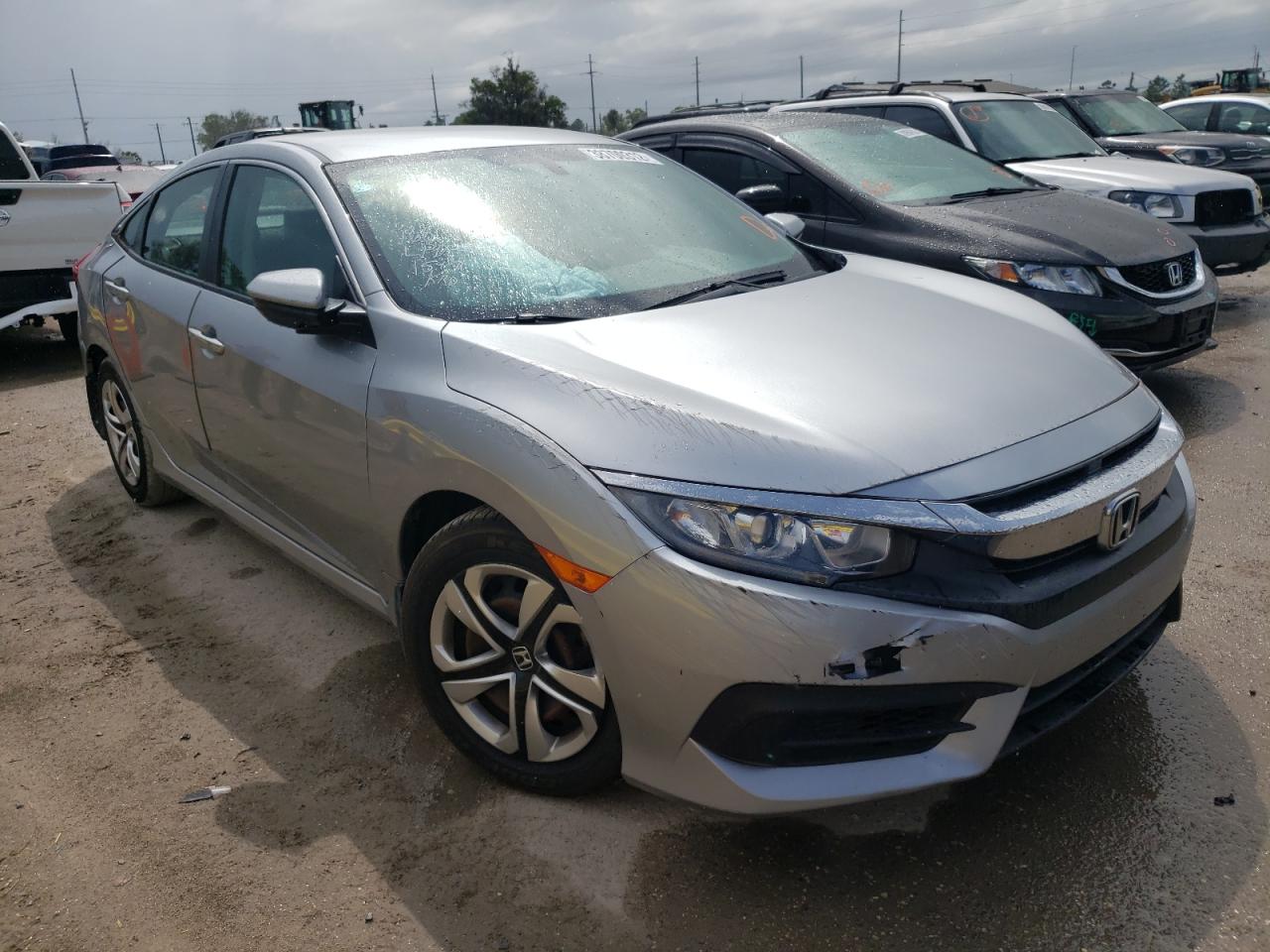 Photo 1 from auction – 2017 HONDA CIVIC LX with VIN 19XFC2F53HE044058