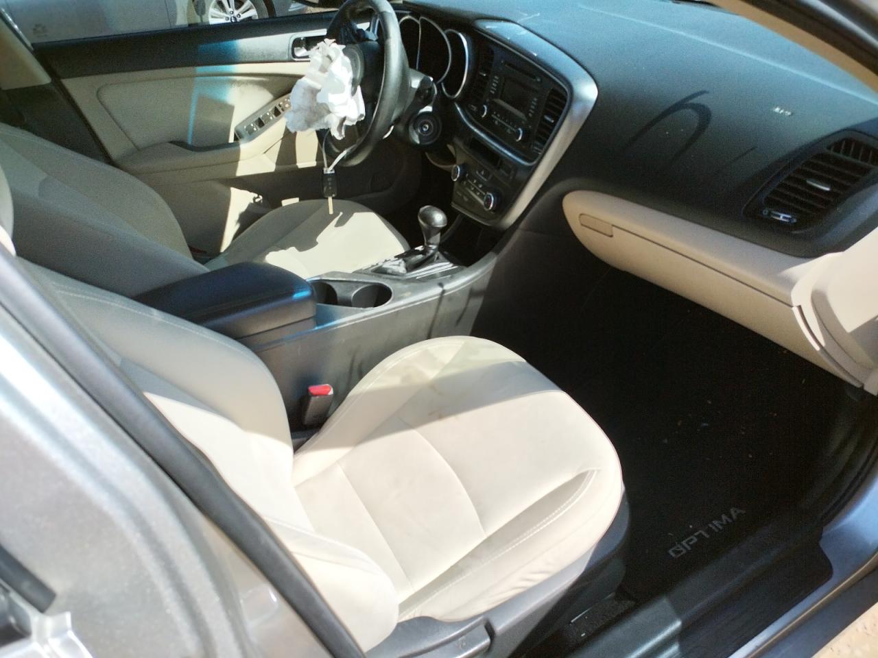 Photo 5 from auction – 2015 KIA OPTIMA LX with VIN 5XXGM4A73FG404231