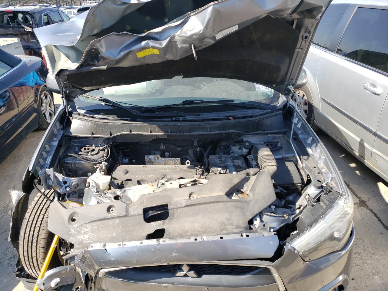 Photo 7 from auction – 2011 MITSUBISHI OUTLANDER with VIN JA4AR4AU5BZ015234