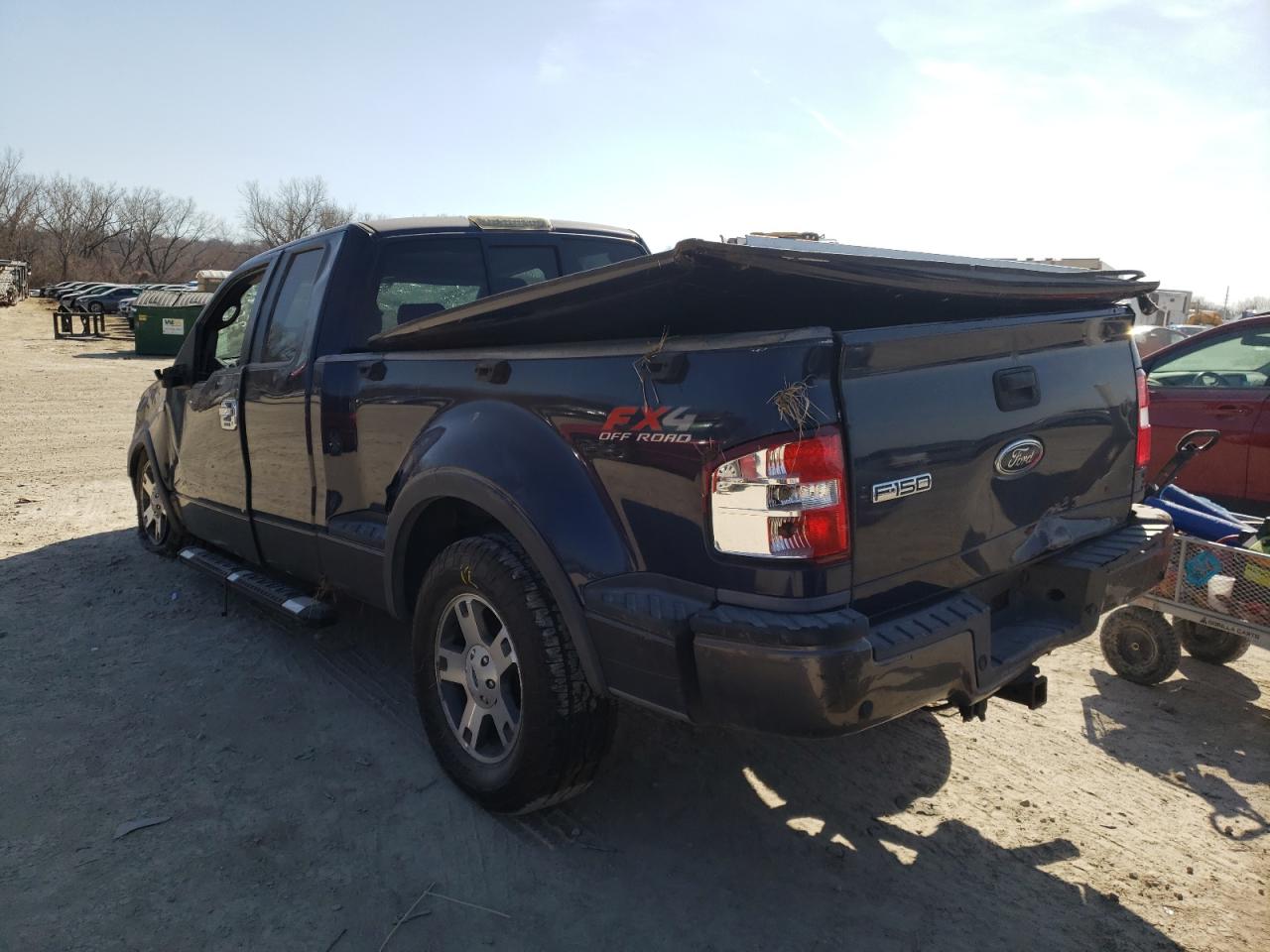 Photo 3 from auction – 2005 FORD F150 with VIN 1FTPX04555KB71404
