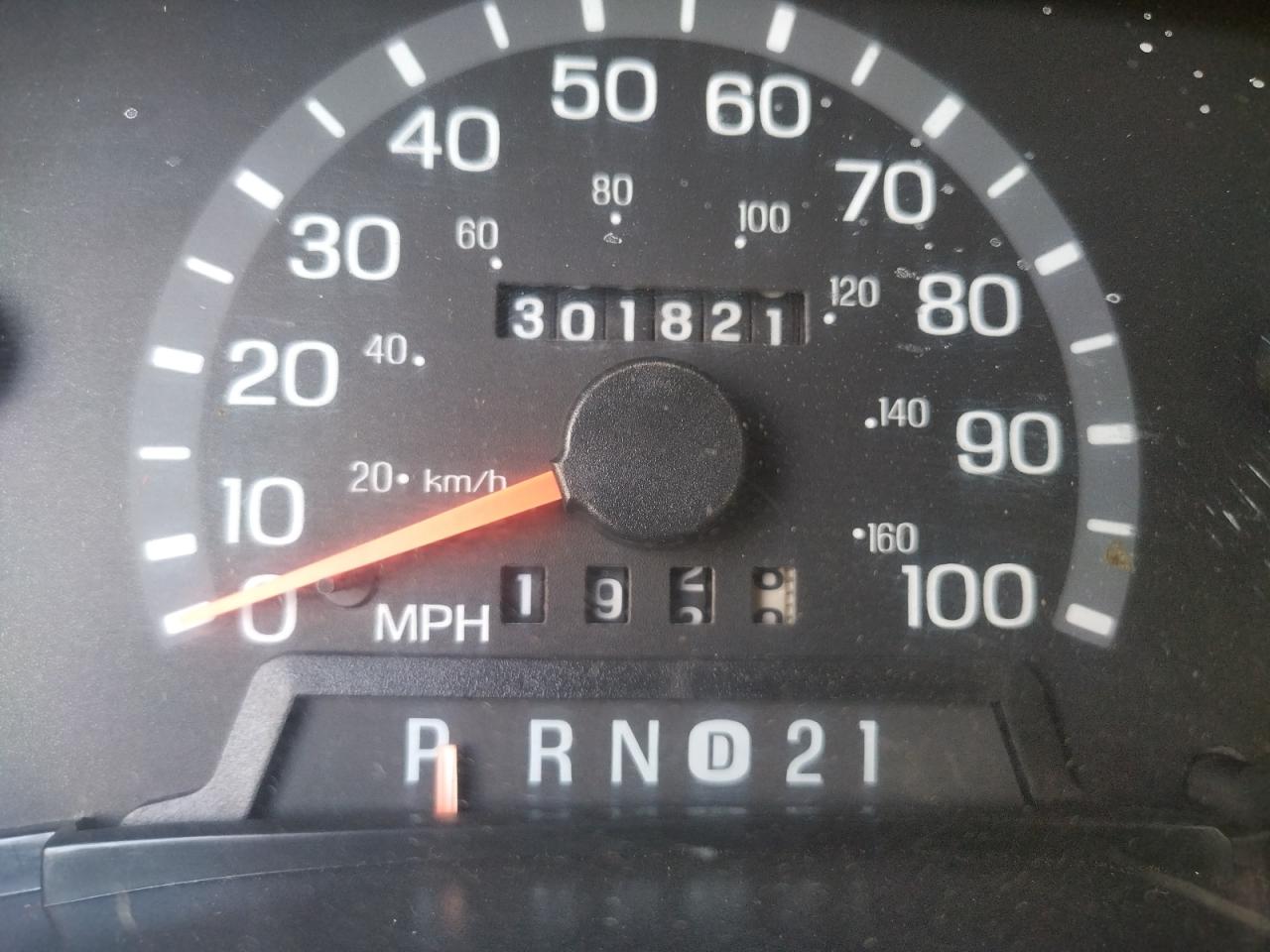 Photo 8 from auction – 2002 FORD ECONOLINE with VIN 1FTNS24L22HA91860