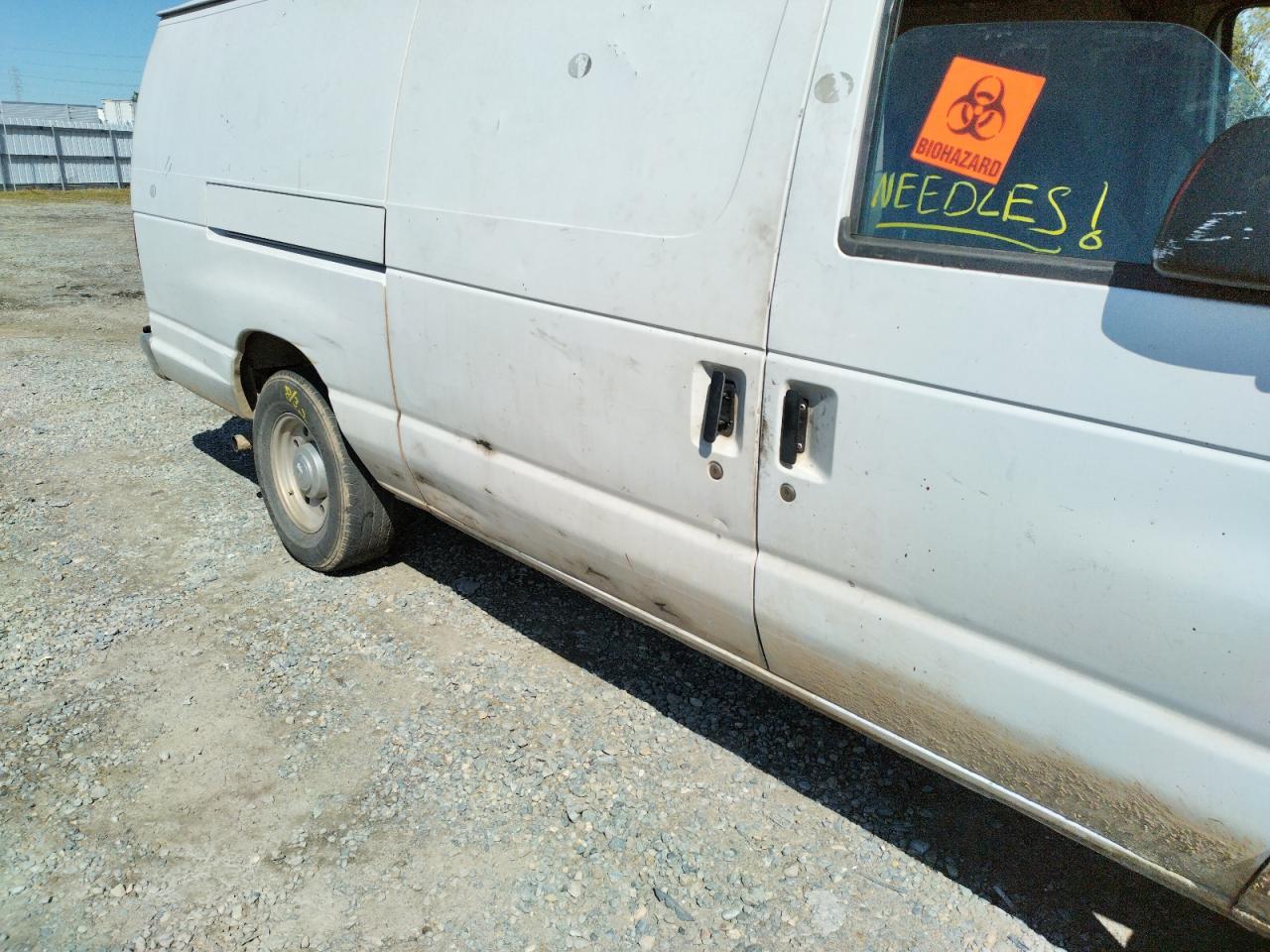 Фото 9 с аукциона – 2000 FORD ECONOLINE с VIN 1FTNS24LXYHA96037