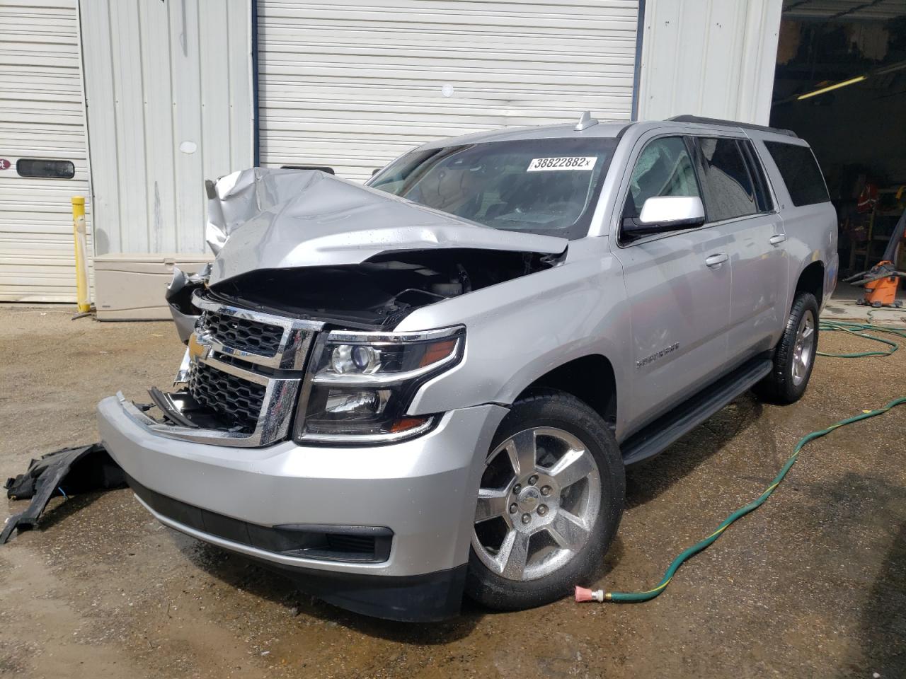Zdjęcie 2 z aukcji – 2016 CHEVROLET SUBURBAN C z VIN 1GNSCHKC5GR458135