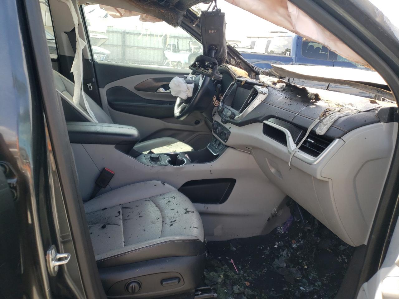 Photo 5 from auction – 2019 GMC TERRAIN SL with VIN 3GKALPEX8KL122397
