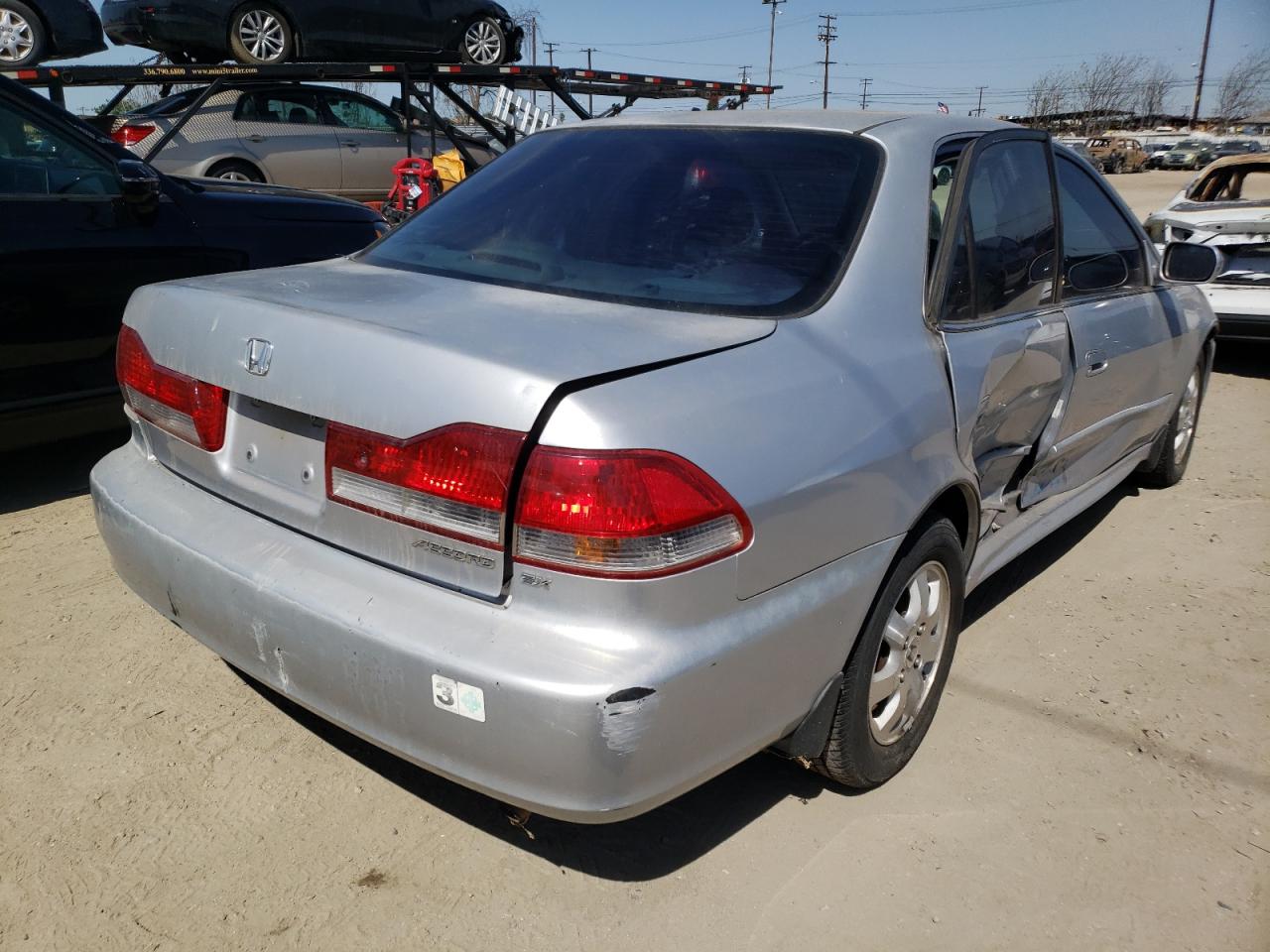 Photo 4 from auction – 2002 HONDA ACCORD with VIN 1HGCG56652A156549