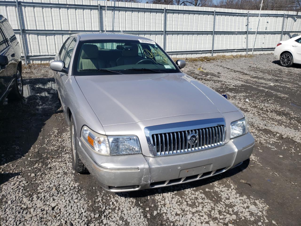 Photo 9 from auction – 2011 MERCURY GRAND MARQ with VIN 2MEBM7FV2BX608372