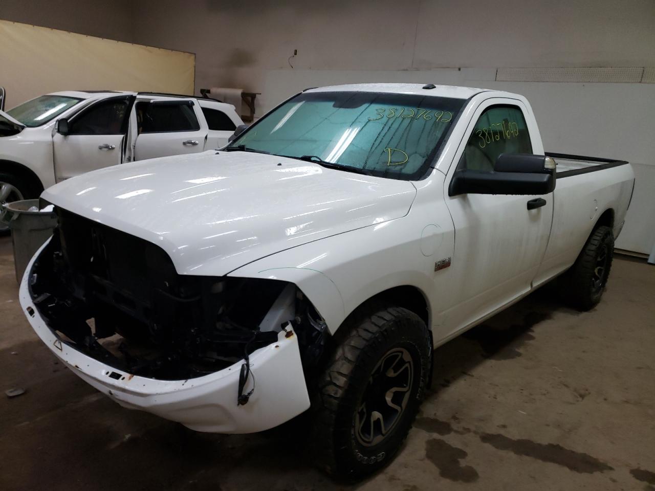 Photo 2 from auction – 2014 RAM 1500 ST with VIN 3C6JR6DT5EG137723
