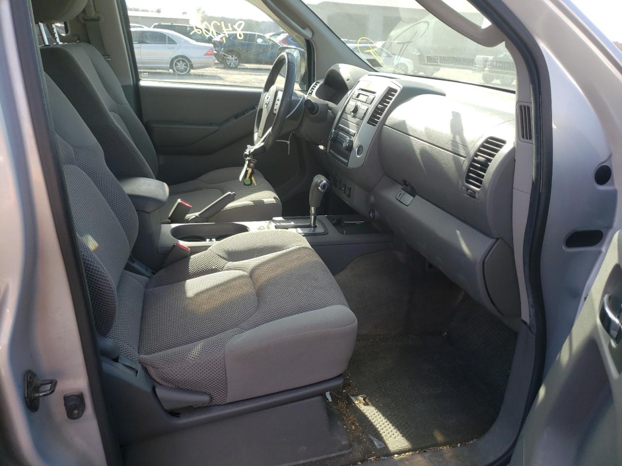 Photo 5 from auction – 2010 NISSAN FRONTIER C with VIN 1N6AD0EV2AC449805