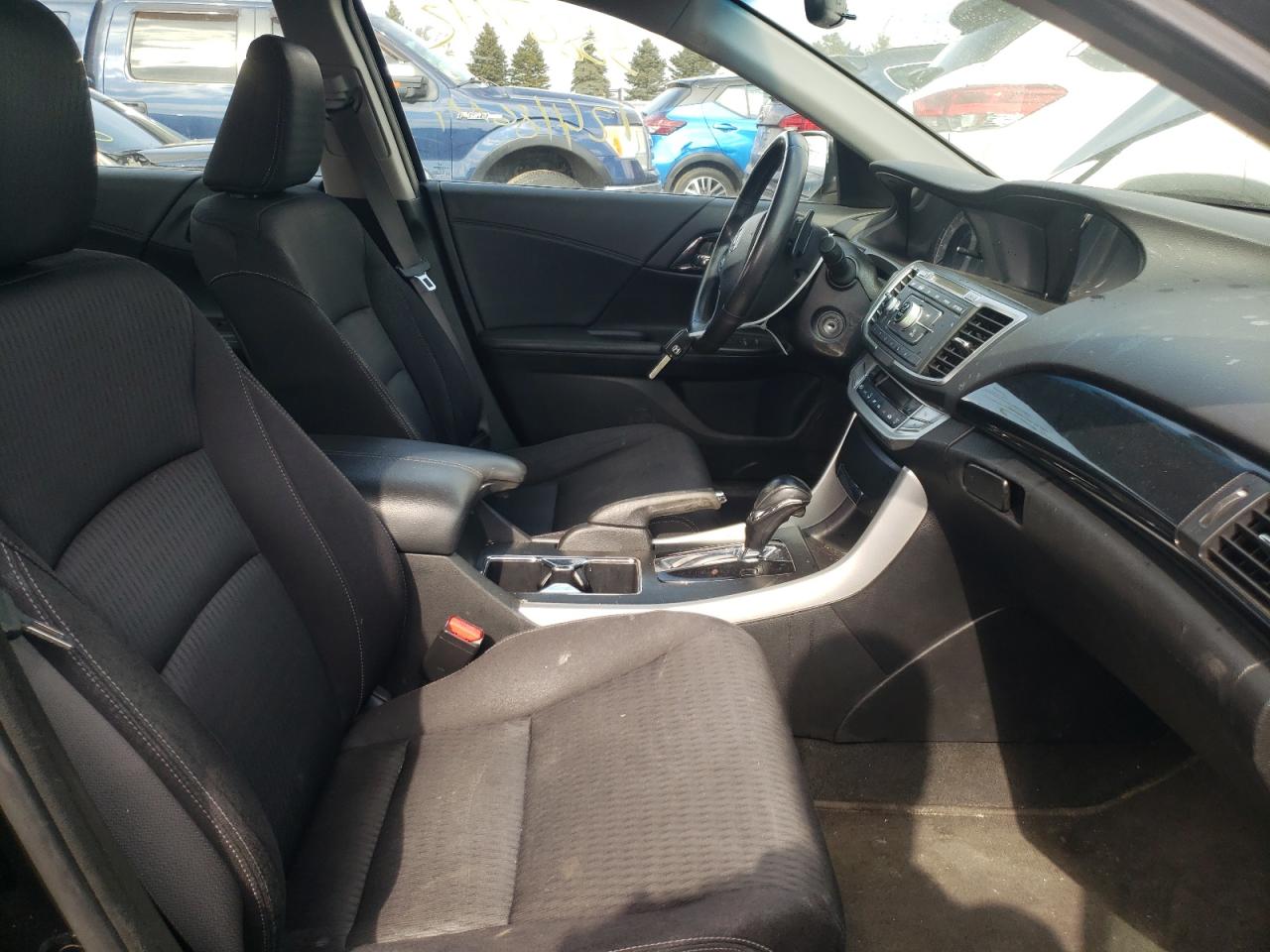 Photo 5 from auction – 2013 HONDA ACCORD SPO with VIN 1HGCR2F53DA075729