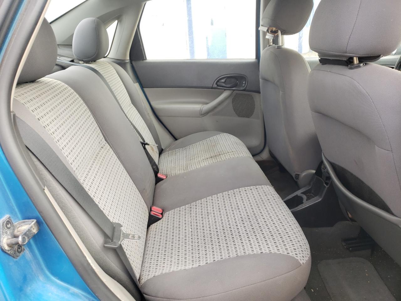 Photo 6 from auction – 2007 FORD FOCUS ZX4 with VIN 1FAFP34N27W359215