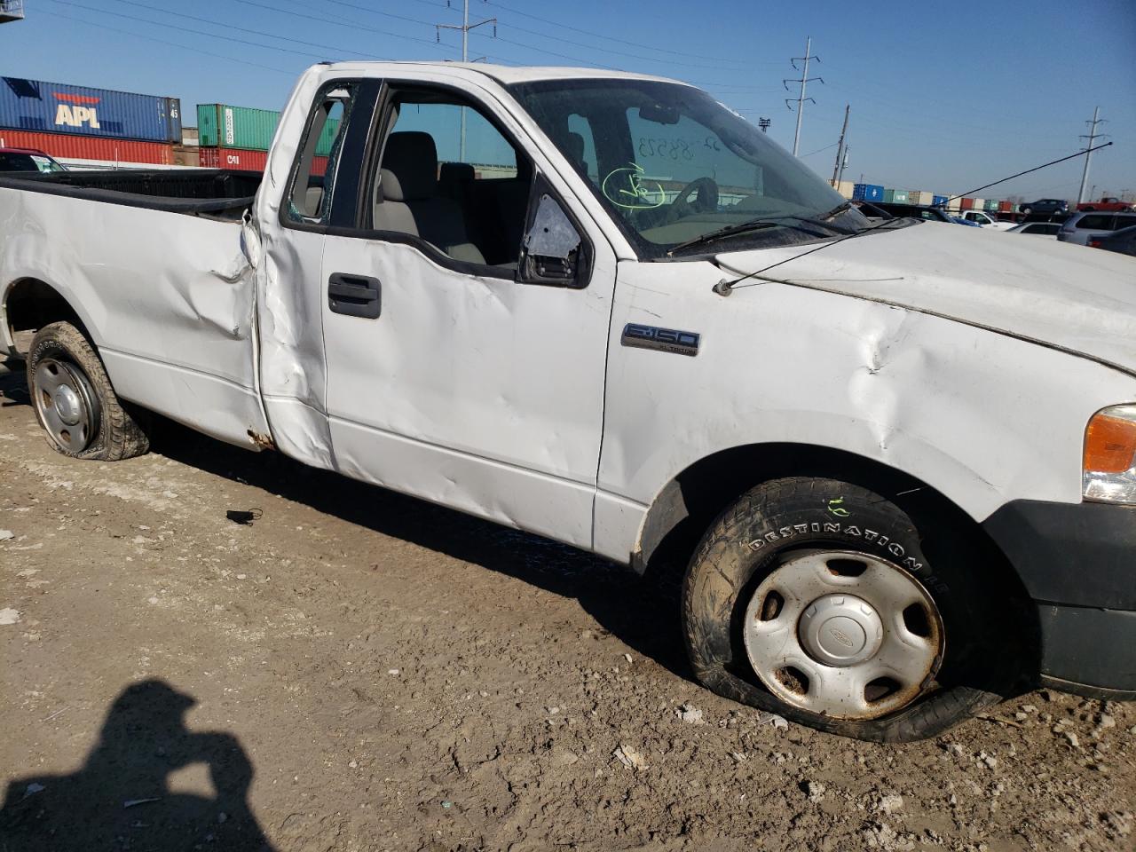 Photo 9 from auction – 2005 FORD F150 with VIN 1FTRF12W65NB90460