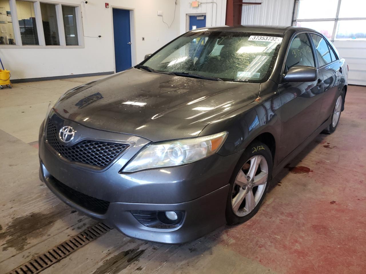 Photo 2 from auction – 2011 TOYOTA CAMRY BASE with VIN 4T1BF3EK7BU763630