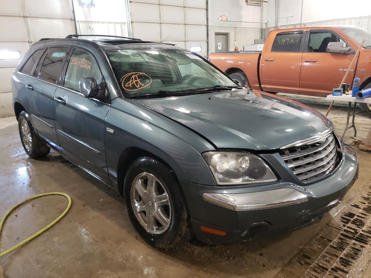 CHRYSLER PACIFICA T 2006 with VIN 2A8GF68446R676434 - Photo from auction