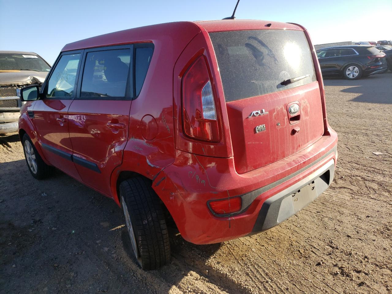 Photo 3 from auction – 2013 KIA SOUL + with VIN KNDJT2A68D7518641