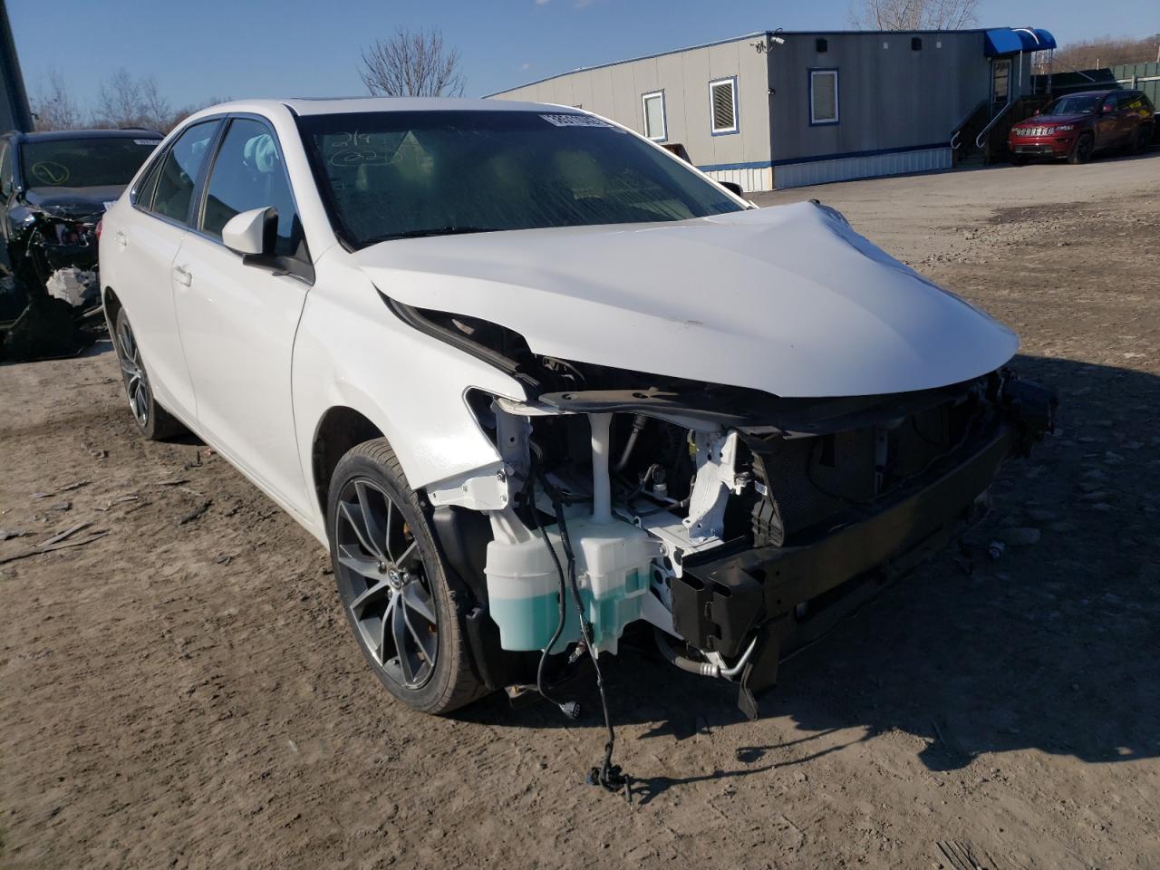 Photo 1 from auction – 2017 TOYOTA CAMRY LE with VIN 4T1BF1FK5HU390583
