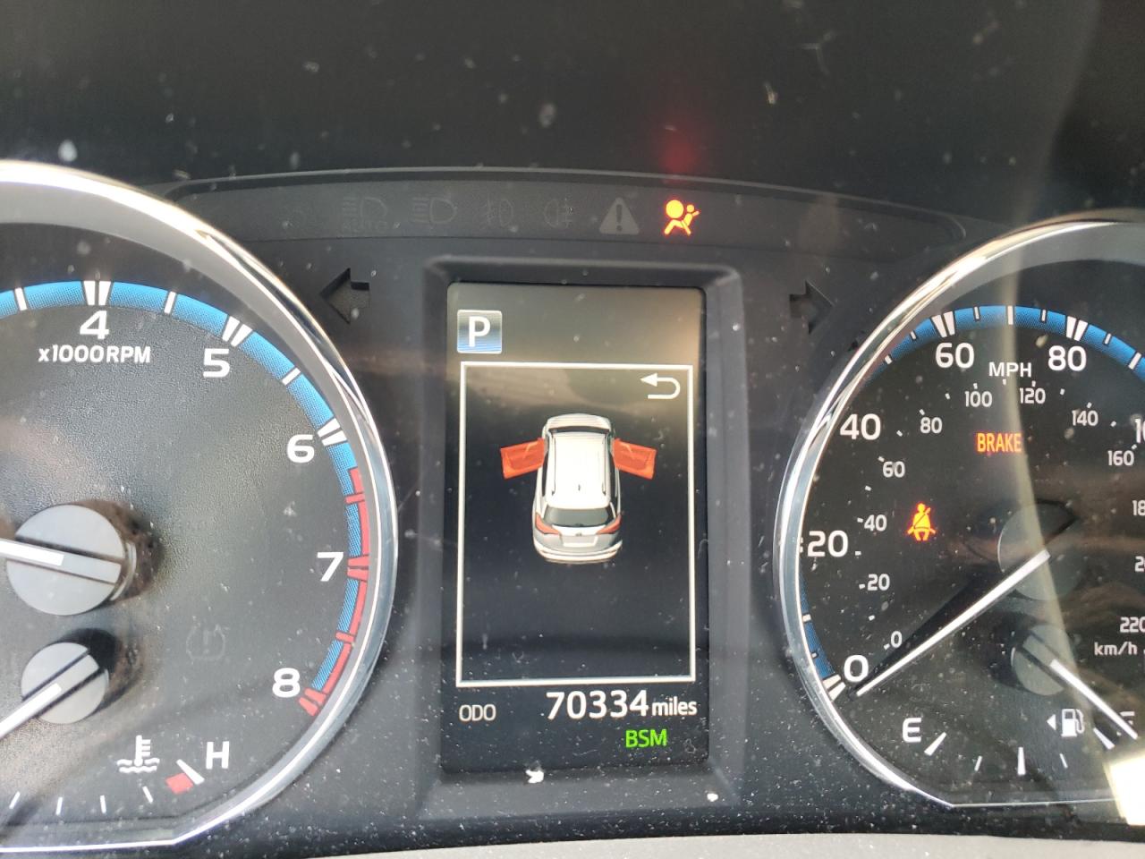 Photo 8 from auction – 2016 TOYOTA RAV4 LIMIT with VIN 2T3DFREVXGW499906