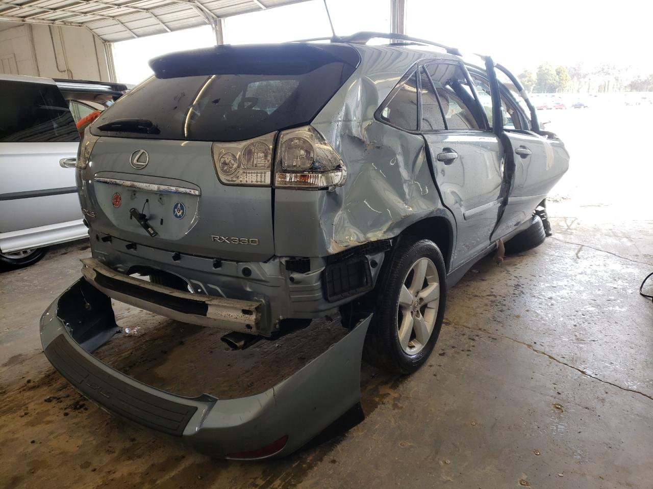 Photo 4 from auction – 2005 LEXUS RX 330 with VIN 2T2HA31U55C047617