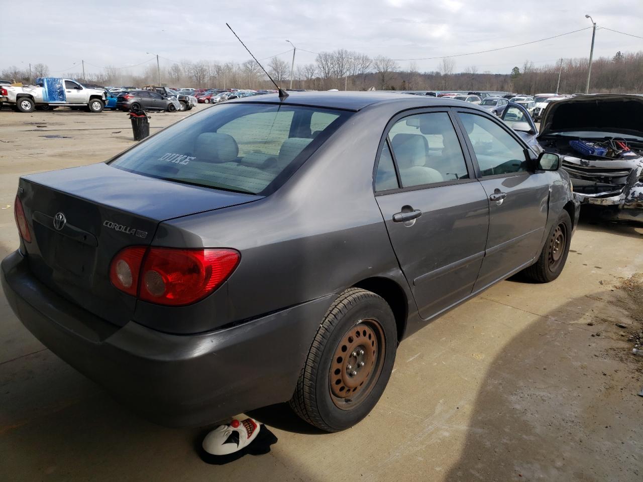 Photo 4 from auction – 2006 TOYOTA COROLLA CE with VIN 2T1BR32EX6C618868