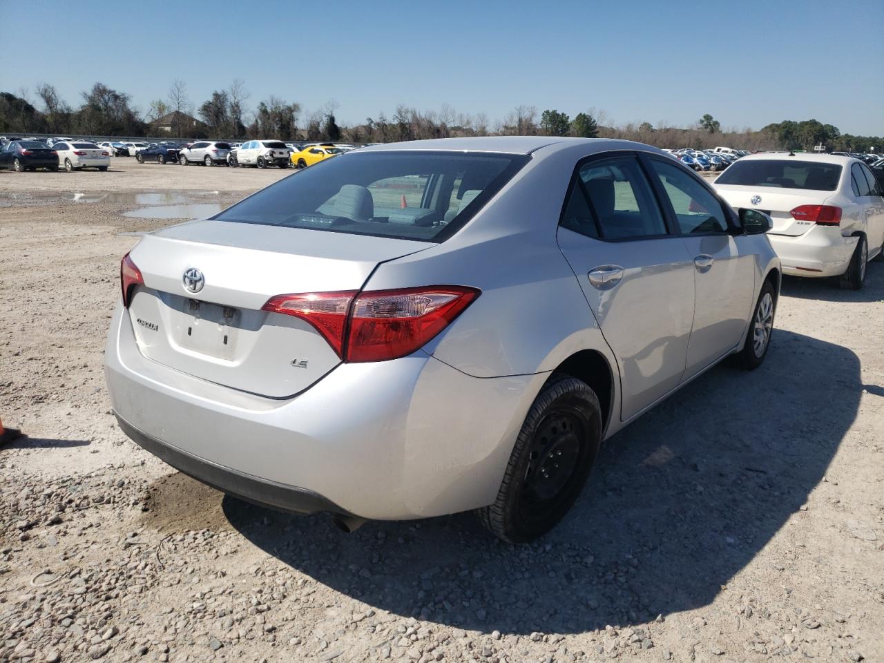 Photo 4 from auction – 2019 TOYOTA COROLLA L with VIN 5YFBURHE4KP873180