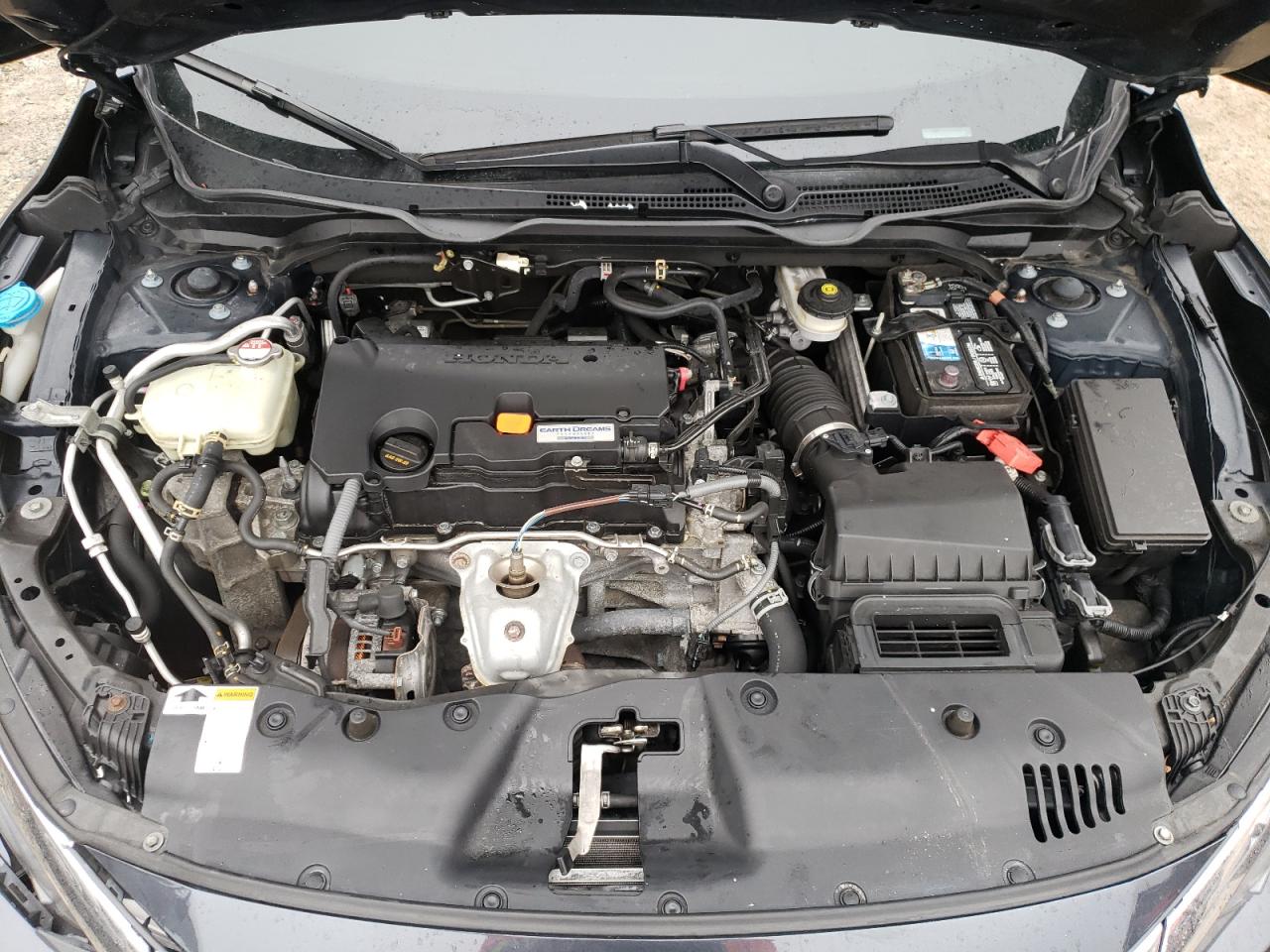 Photo 7 from auction – 2018 HONDA CIVIC LX with VIN 2HGFC2F58JH567281