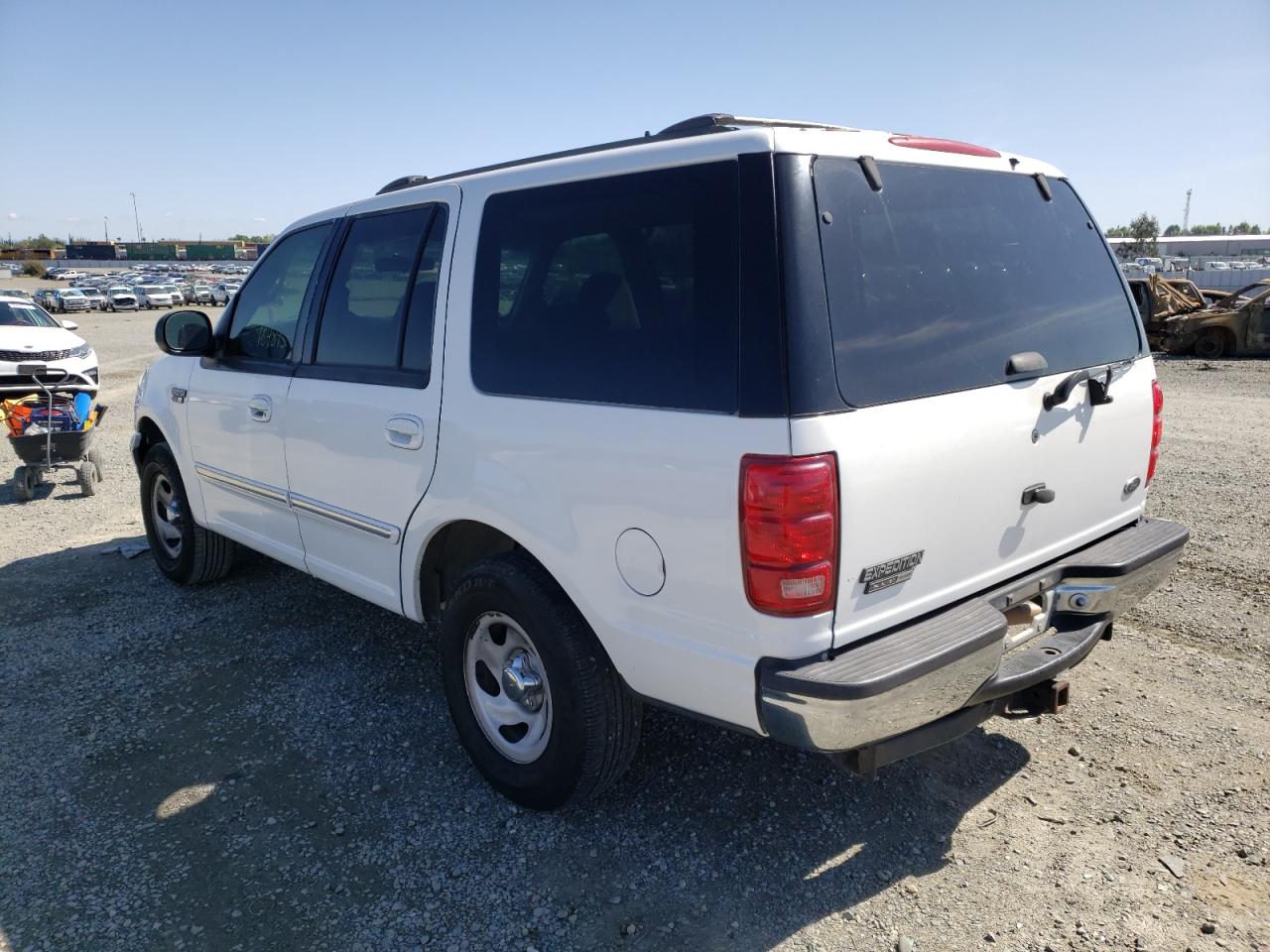 Photo 3 from auction – 2001 FORD EXPEDITION with VIN 1FMRU15W31LB62974