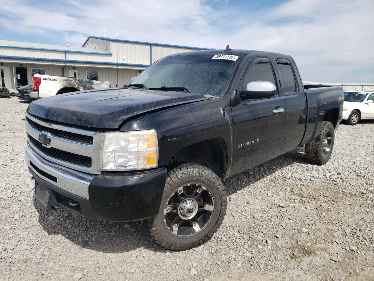 Photo 2 from auction – 2010 CHEVROLET SILVERADO with VIN 1GCSKSE30AZ257352