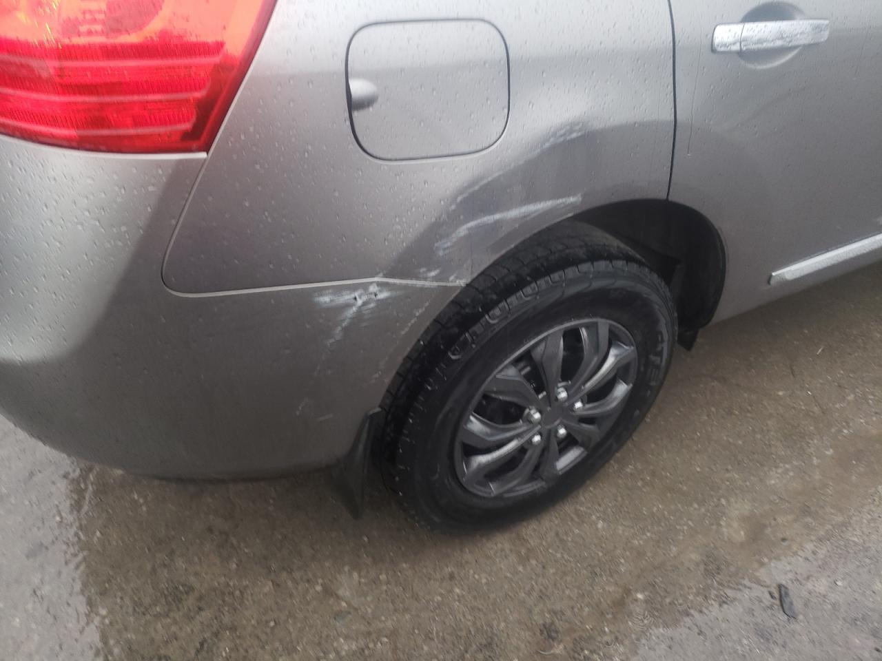 Photo 9 from auction – 2011 NISSAN ROGUE S with VIN JN8AS5MT9BW569613