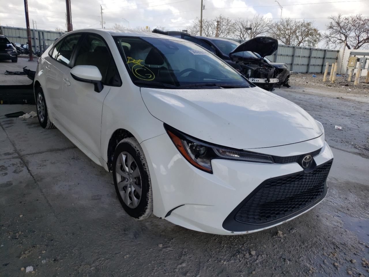 TOYOTA COROLLA LE 2020 with VIN JTDEPRAE1LJ032292 - Photo from auction
